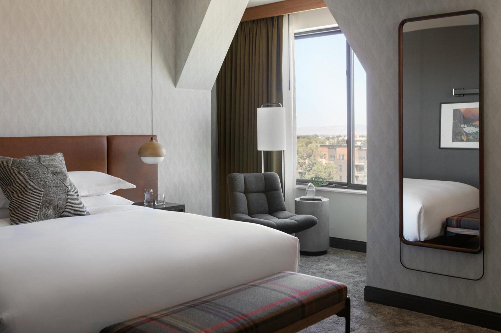 คิมป์ตัน อาร์เมอร์รี โฮเทล โบซแมน Hotel ภายนอก รูปภาพ