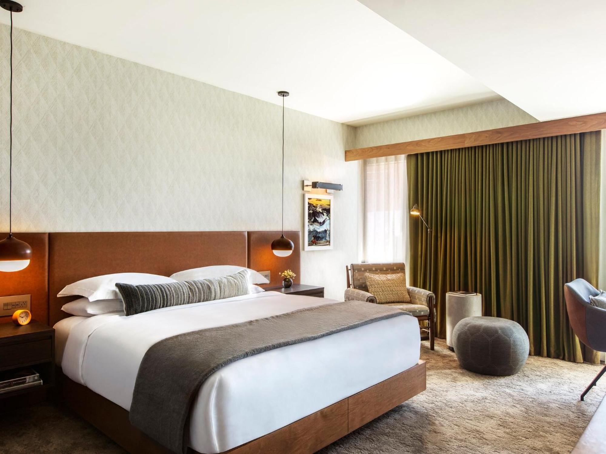 คิมป์ตัน อาร์เมอร์รี โฮเทล โบซแมน Hotel ภายนอก รูปภาพ